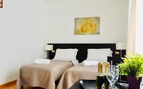 Taj Luxury Room